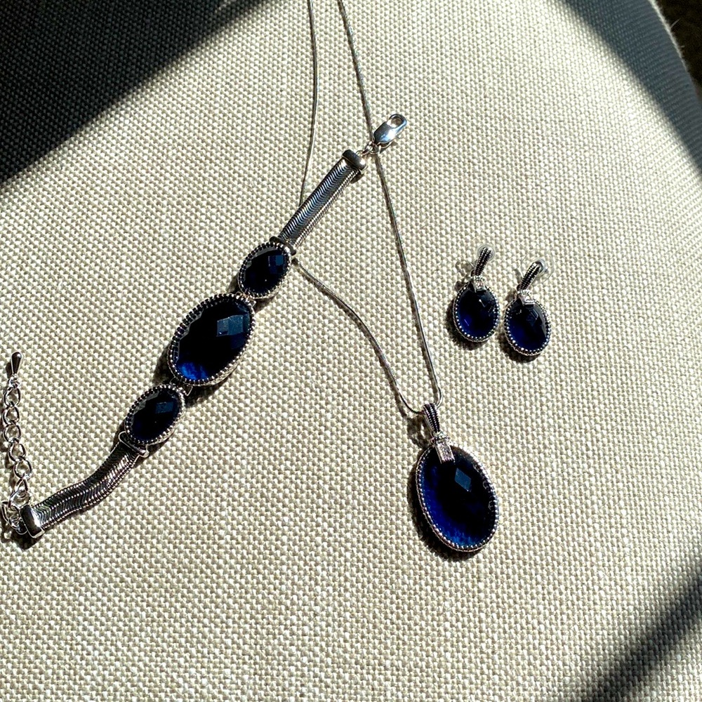 Beautiful dark blue bracelet